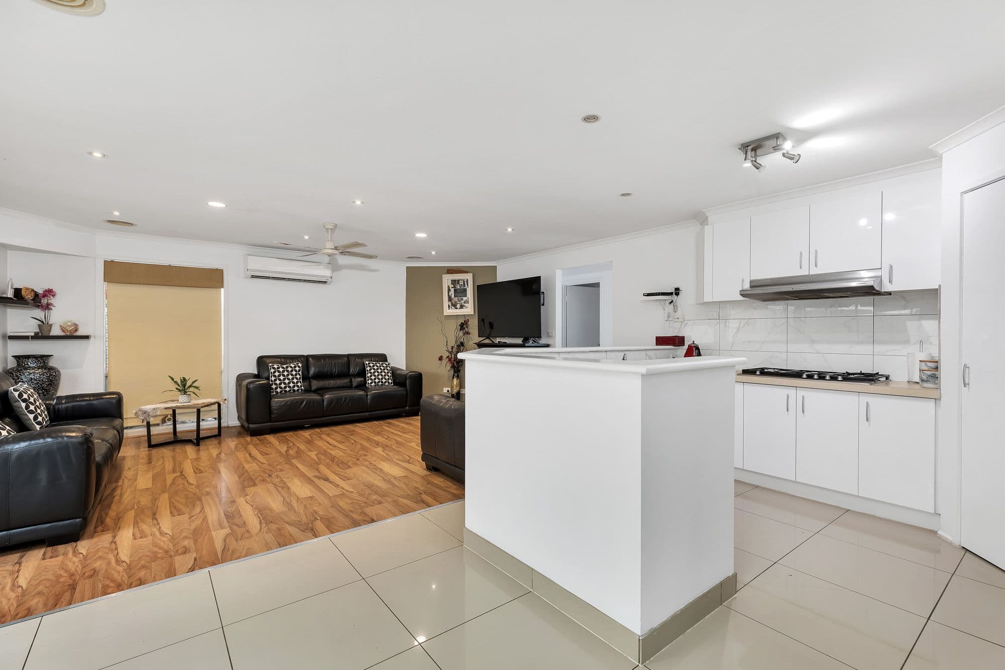 5 Tenby Way, Hoppers Crossing VIC 3029, Hoppers Crossing - Thumbnail 2