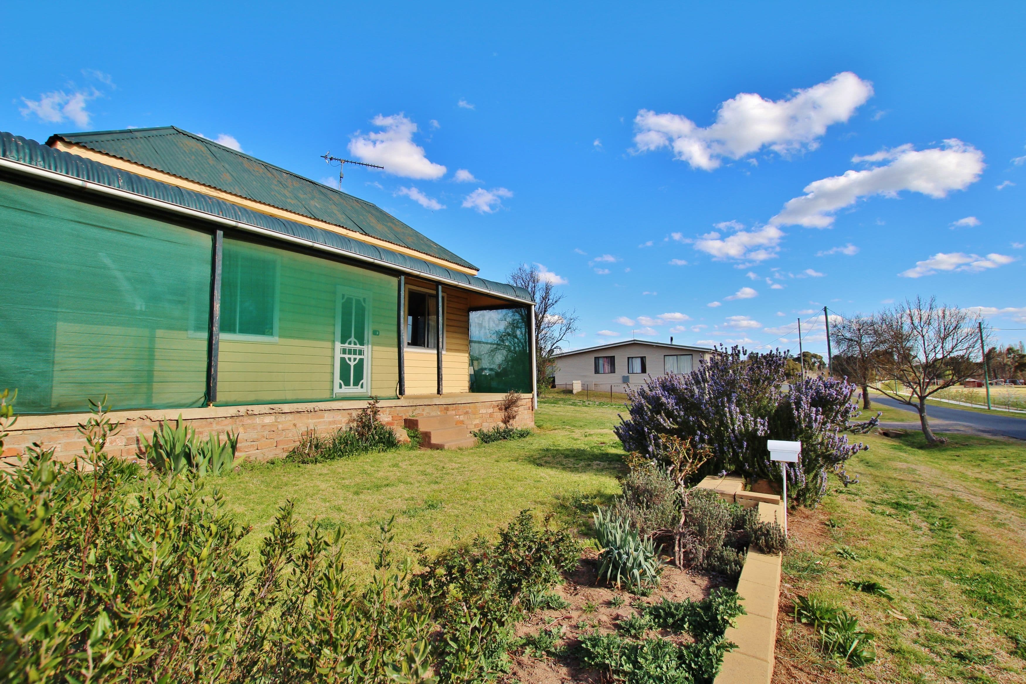 2 Iris Street, Harden - Image 1