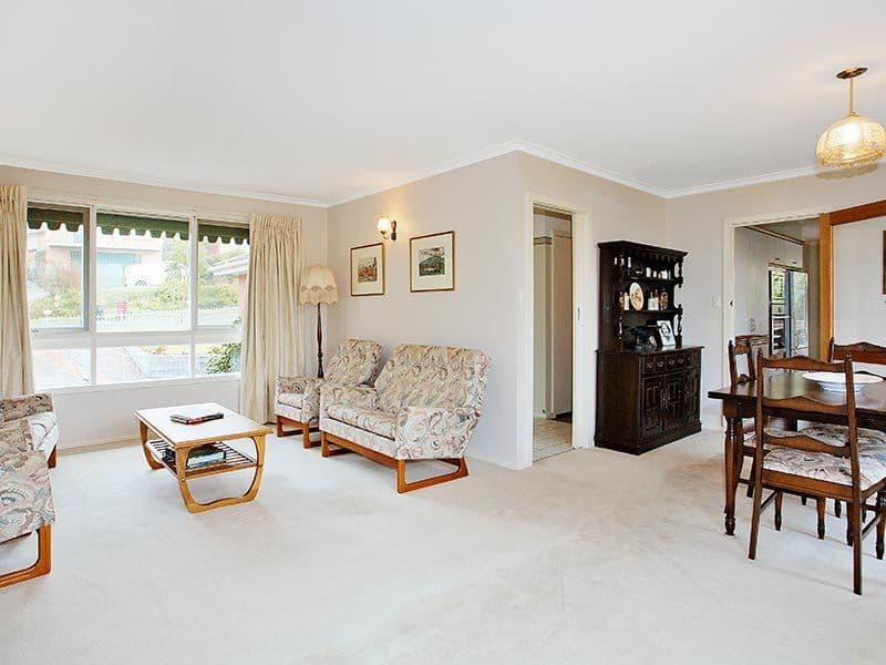 8 Finch Street, DONCASTER EAST VIC 3109, Doncaster East - Thumbnail 2