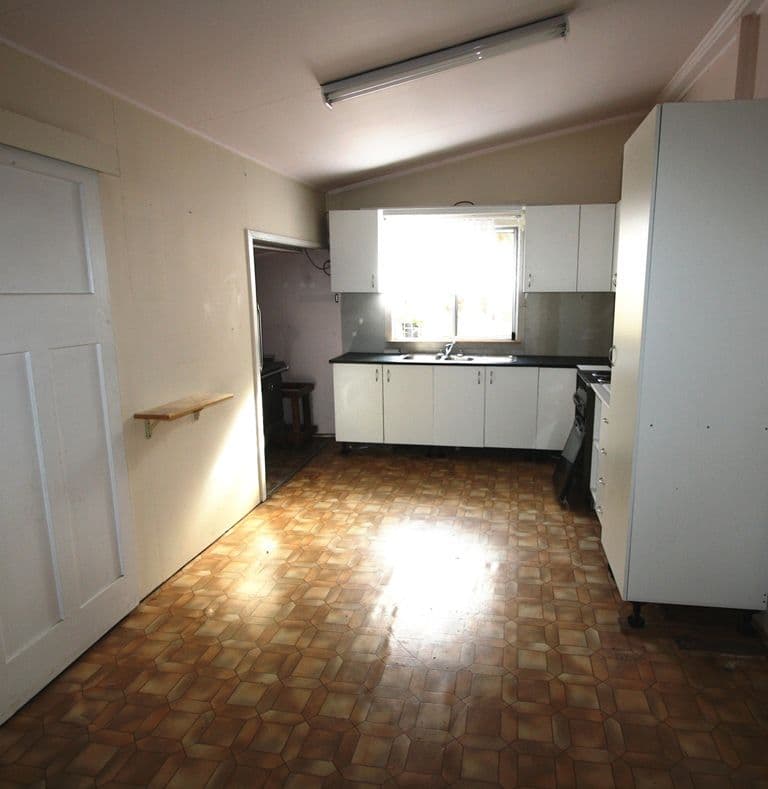 19 Glennie Street, Warwick QLD 4370, Warwick - Thumbnail 3