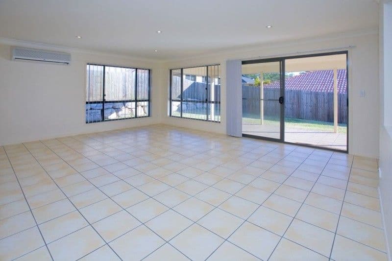 4 Dew Close, SPRINGFIELD LAKES QLD 4300, Springfield Lakes - Thumbnail 4