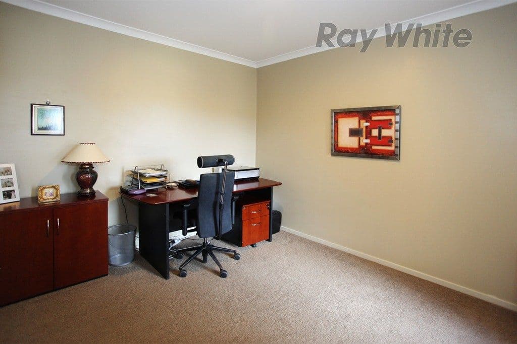 20 Licodia Avenue, POINT COOK VIC 3030, Point Cook - Thumbnail 4