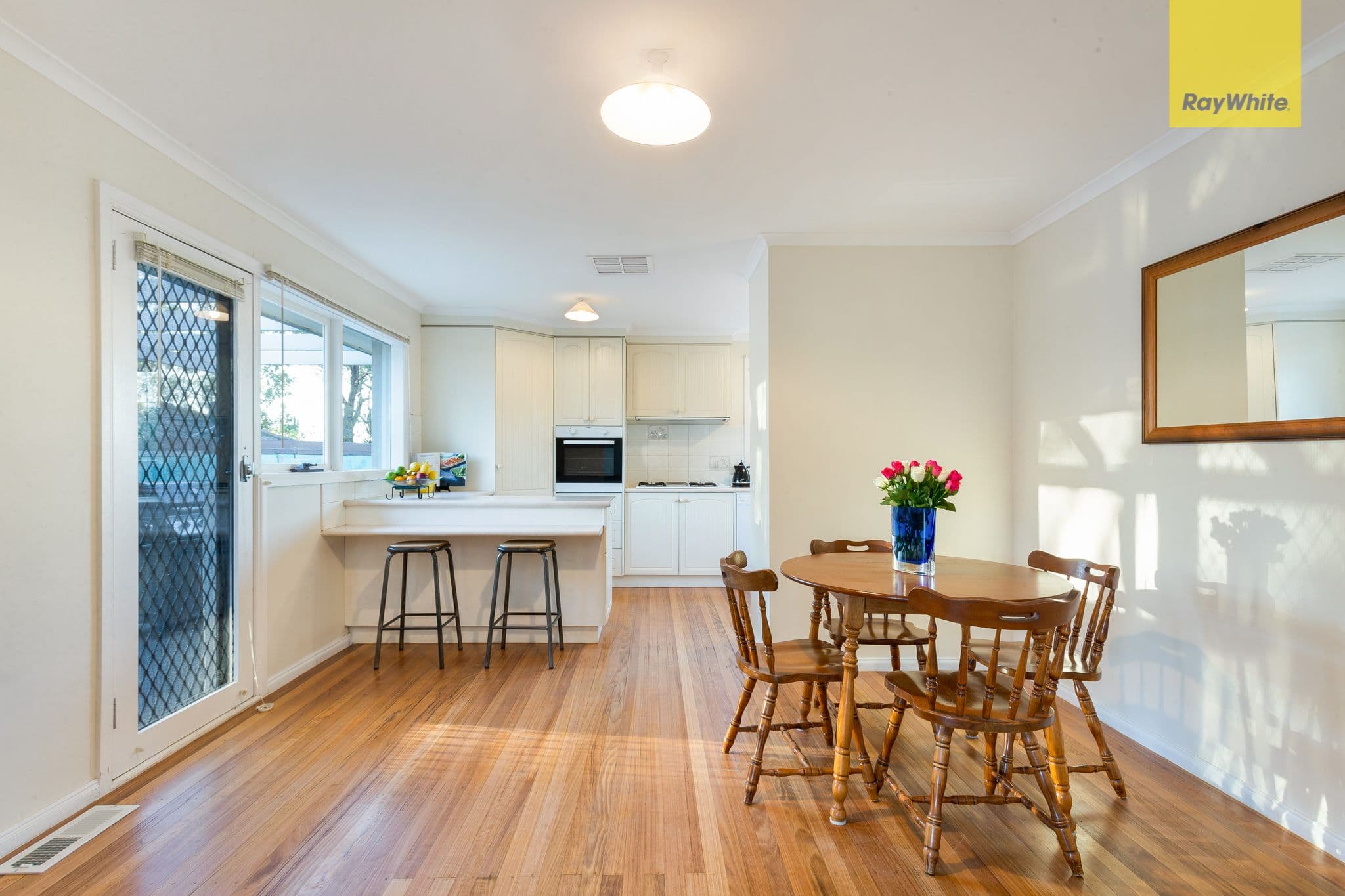 5 Cook Court, Sunbury VIC 3429, Sunbury - Thumbnail 2