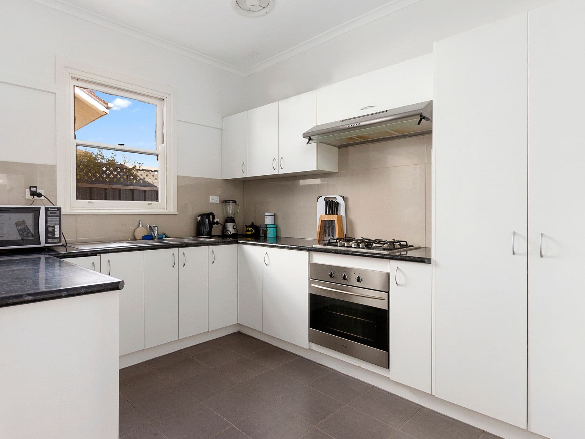 16 Chisholm Crescent, Seymour VIC 3660, Seymour - Thumbnail 8