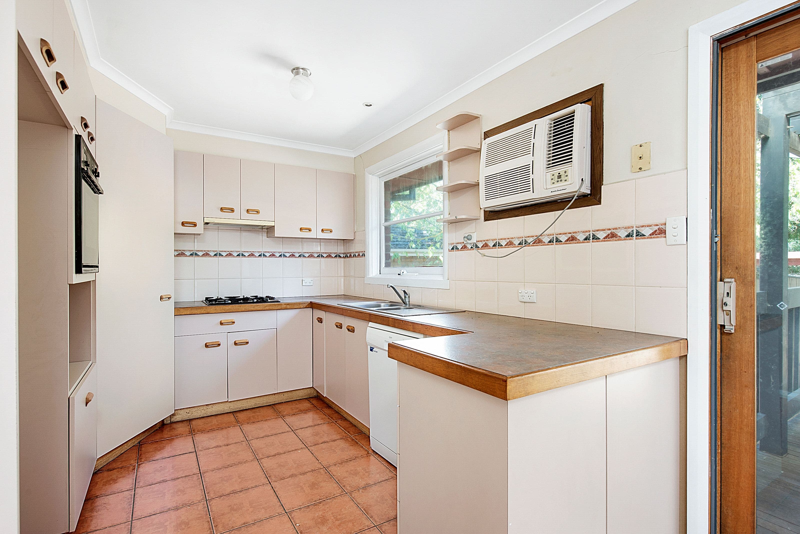 5 Yarra Road, Croydon VIC 3136, Croydon - Thumbnail 3