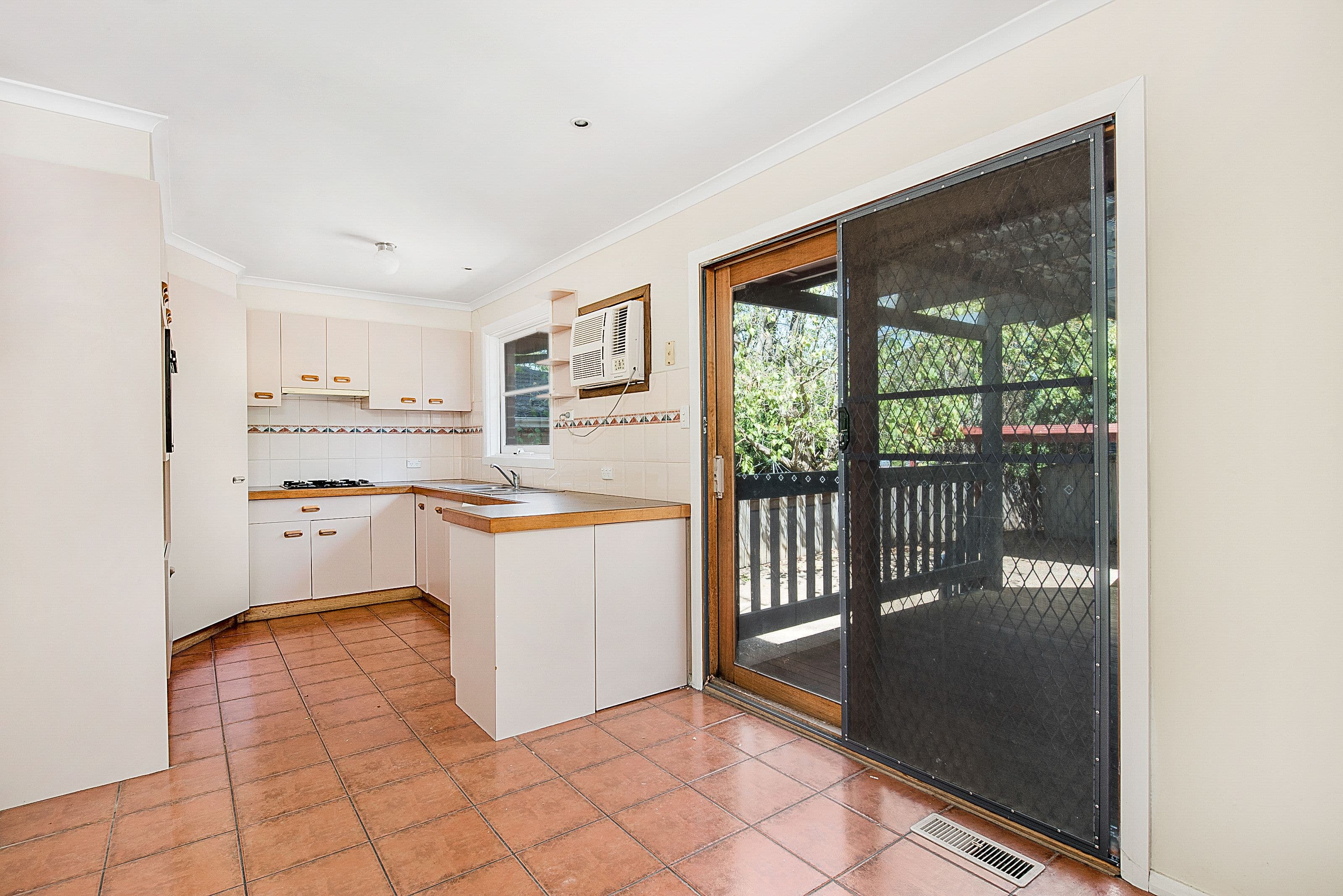 5 Yarra Road, Croydon VIC 3136, Croydon - Thumbnail 4