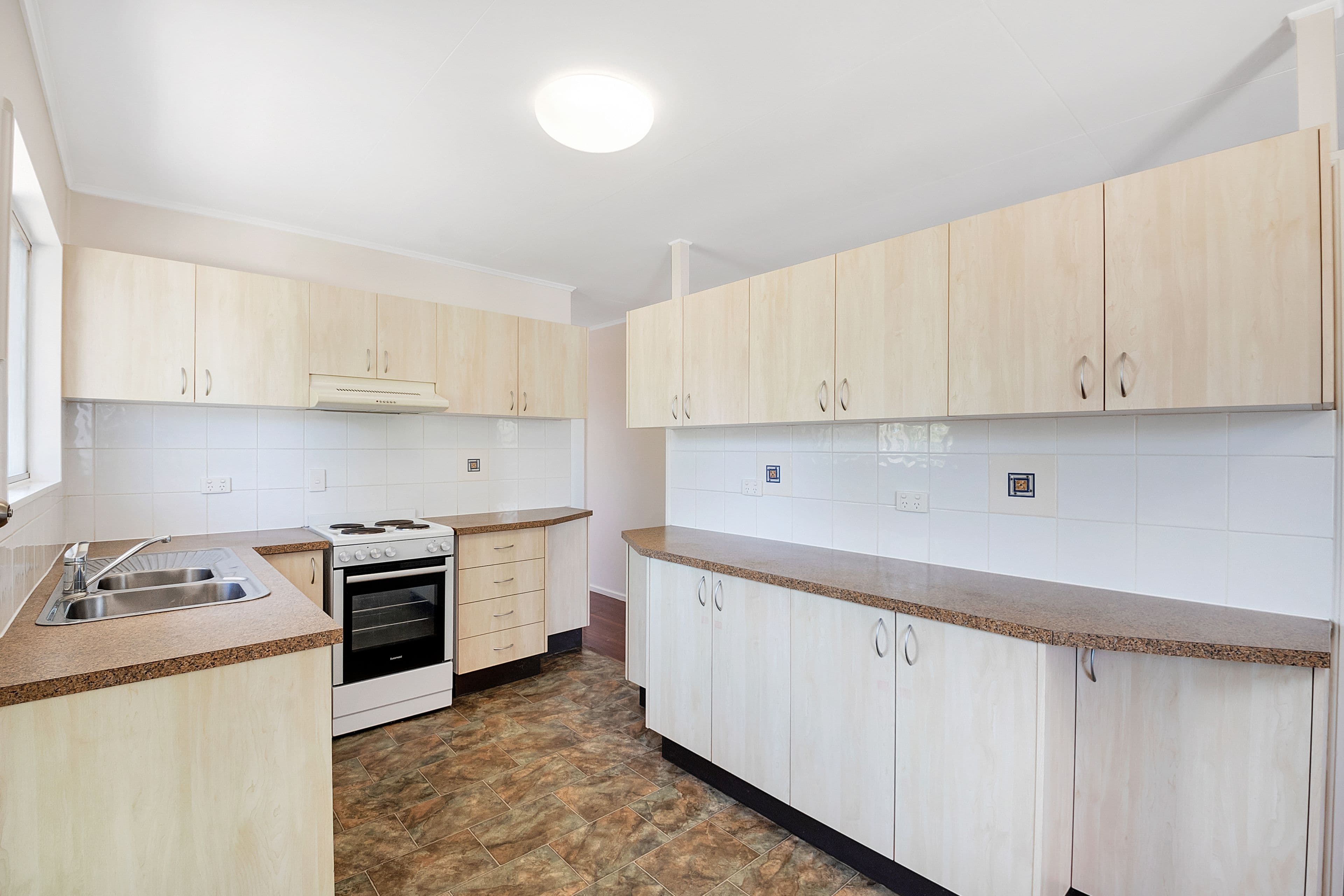 19 Saunders Beach Road, Saunders Beach QLD 4818, Saunders Beach - Thumbnail 3