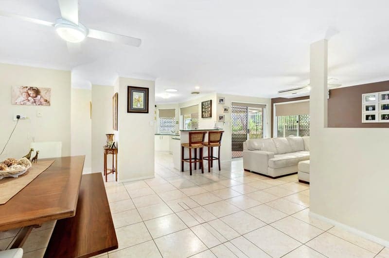 13 Goodrick Court, Mount Warren Park - Thumbnail 2