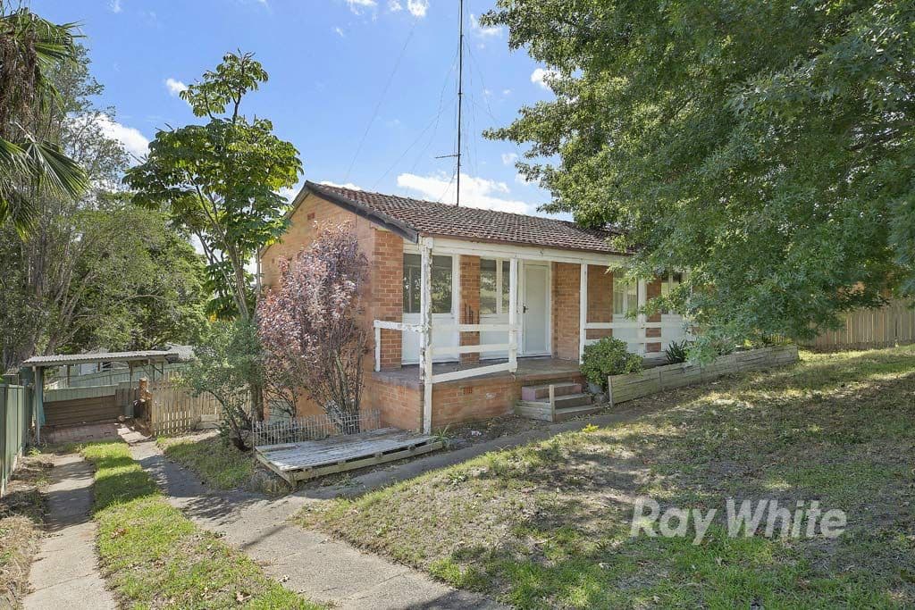 10 Tora Street, Toronto - Image 1
