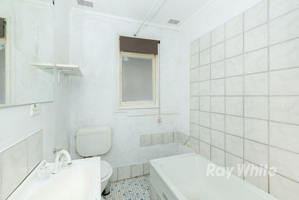 10 Tora Street, Toronto - Thumbnail 6