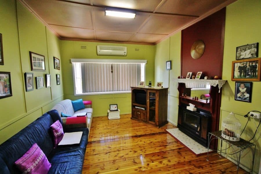 112 William Street, YOUNG NSW 2594, Young - Thumbnail 2