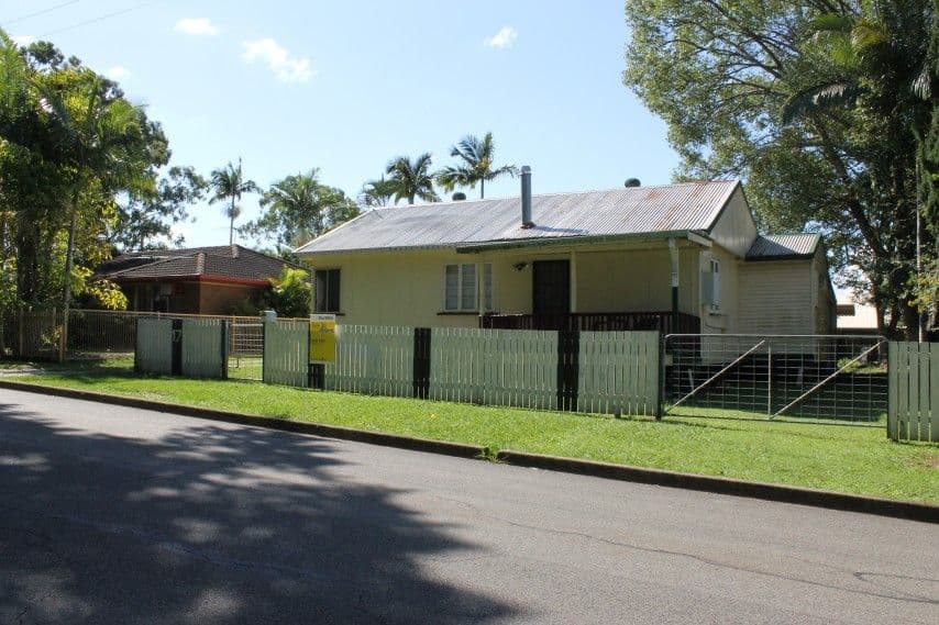 17 The Esplanade, CABOOLTURE QLD 4510, Caboolture - Thumbnail 4