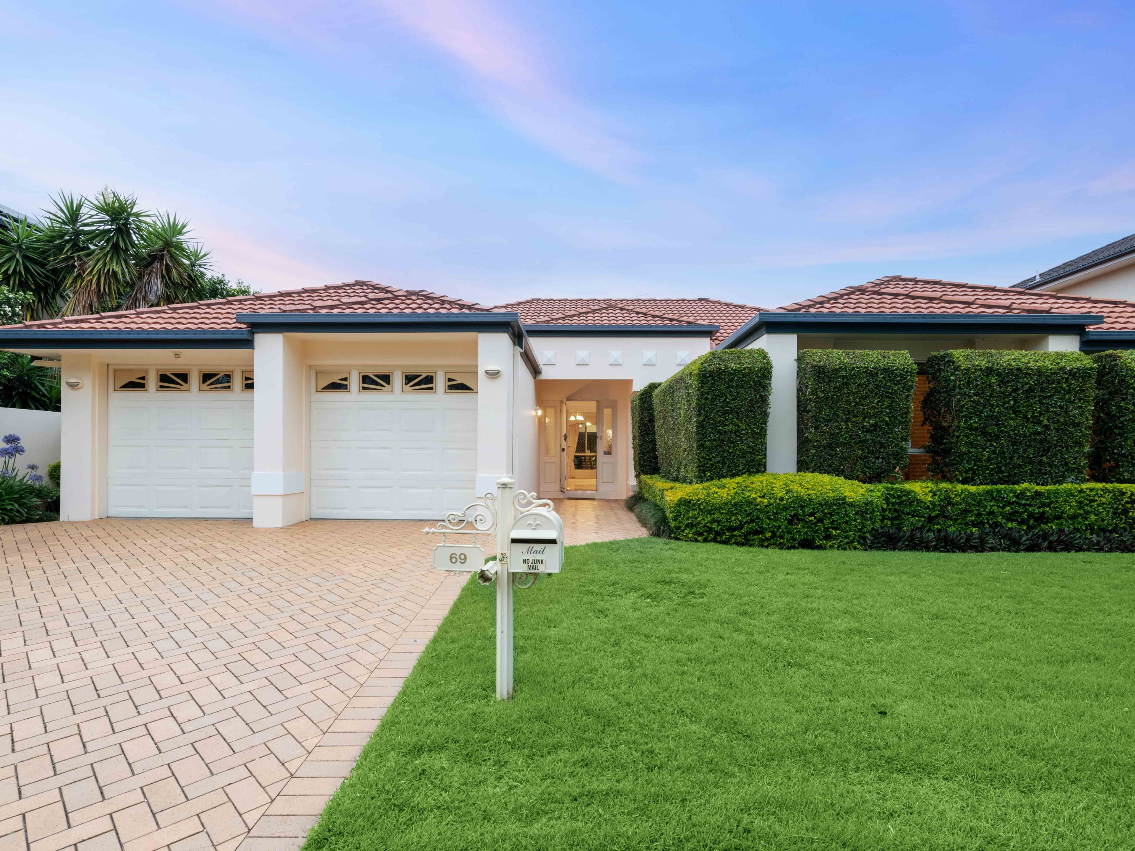 69 Dandelion Street, Eight Mile Plains QLD 4113, Eight Mile Plains - Image 1
