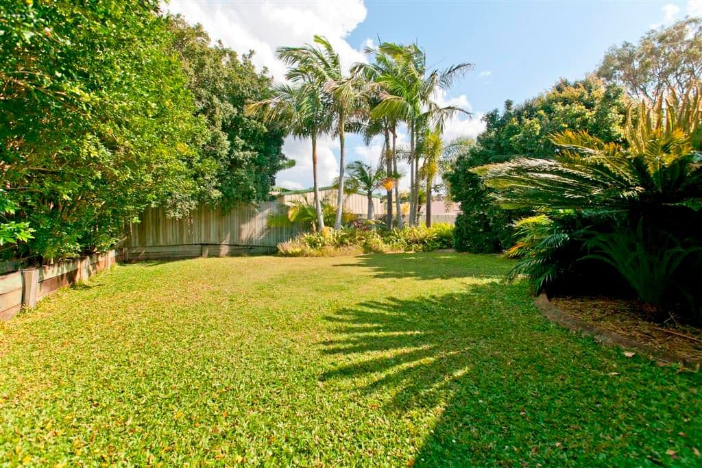 19 Redgrove Avenue, WELLINGTON POINT QLD 4160, Wellington Point - Thumbnail 4