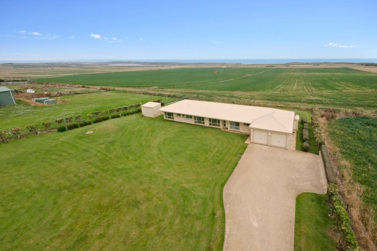 66 Andersons Road, TOWER HILL VIC 3283, Tower Hill - Image 1