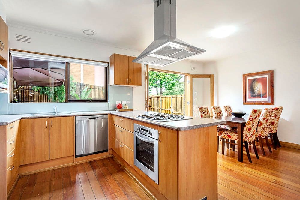 5 Malcolm Crescent, DONCASTER VIC 3108, Doncaster - Thumbnail 3