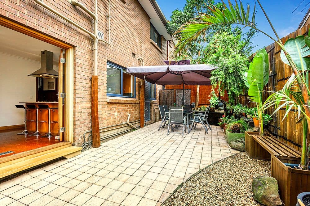 5 Malcolm Crescent, DONCASTER VIC 3108, Doncaster - Thumbnail 4