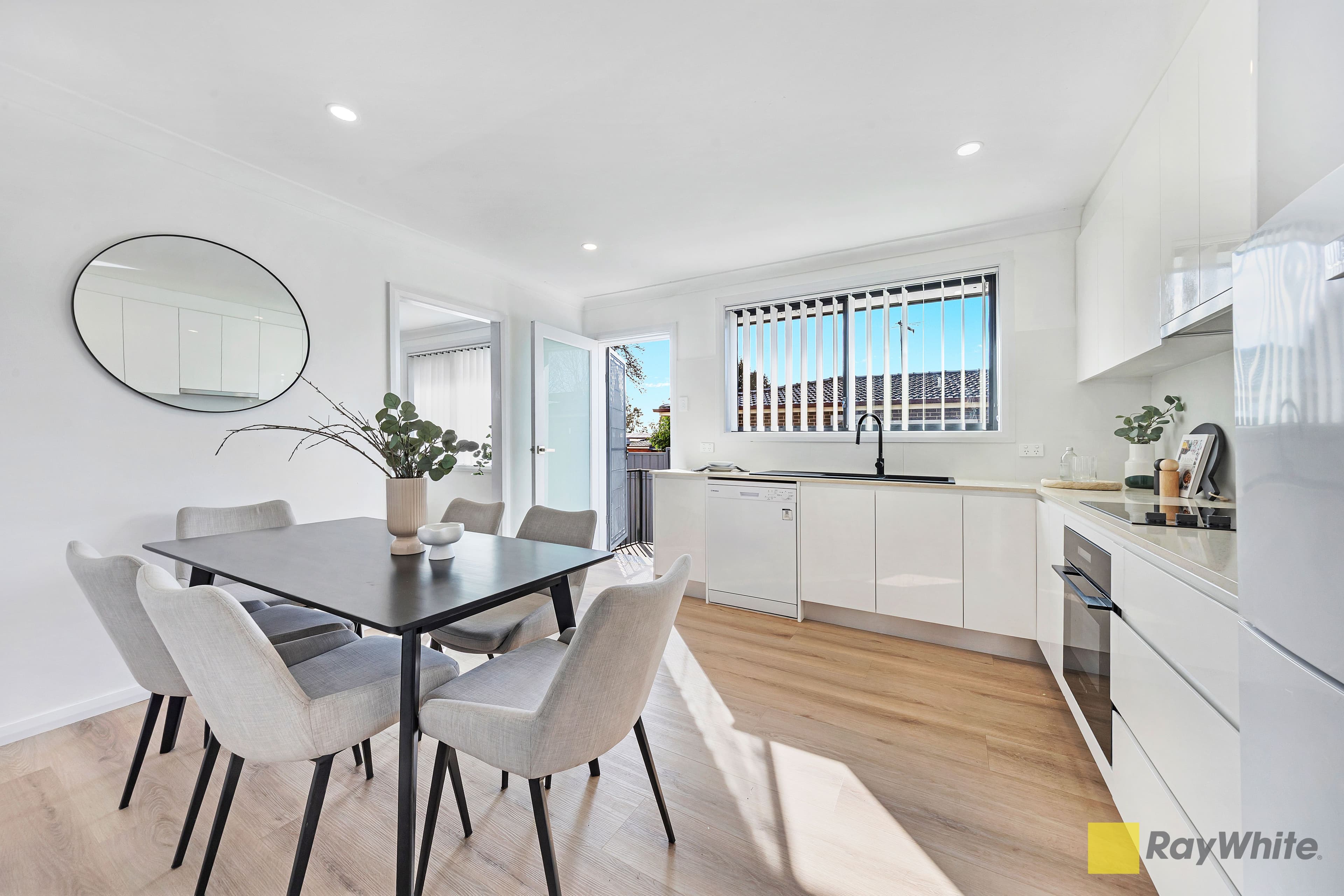9 Oakwood Road, Toongabbie NSW 2146, Toongabbie - Thumbnail 4