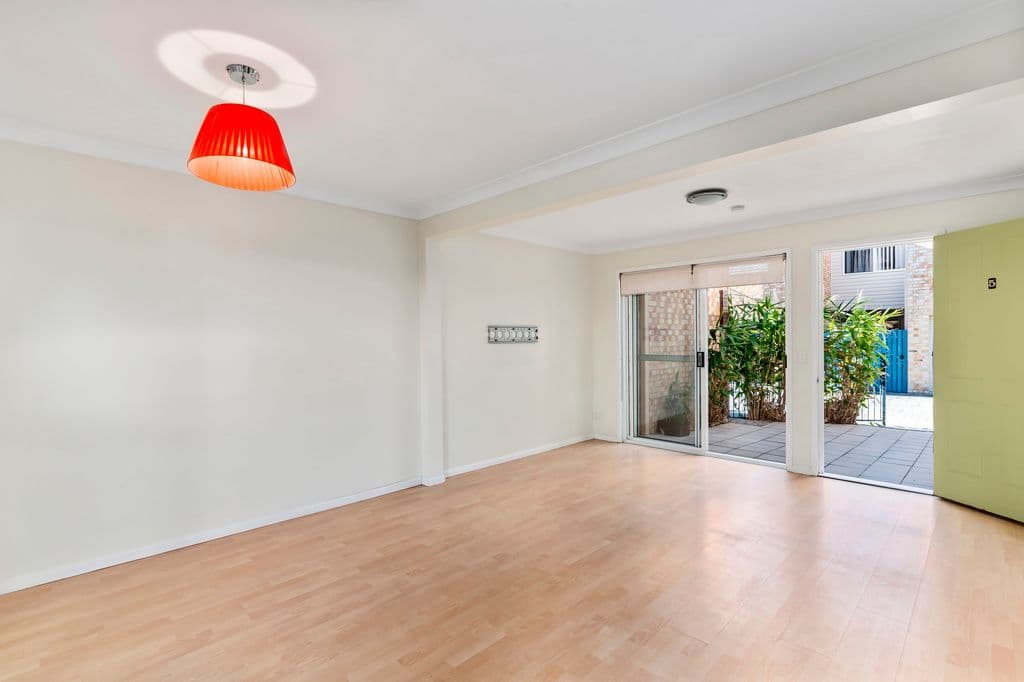 452 Coolangatta Road, Tugun QLD 4224, Tugun - Thumbnail 3