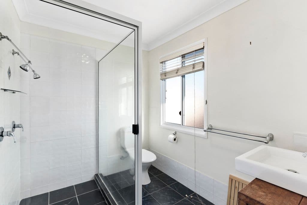 452 Coolangatta Road, Tugun QLD 4224, Tugun - Thumbnail 4