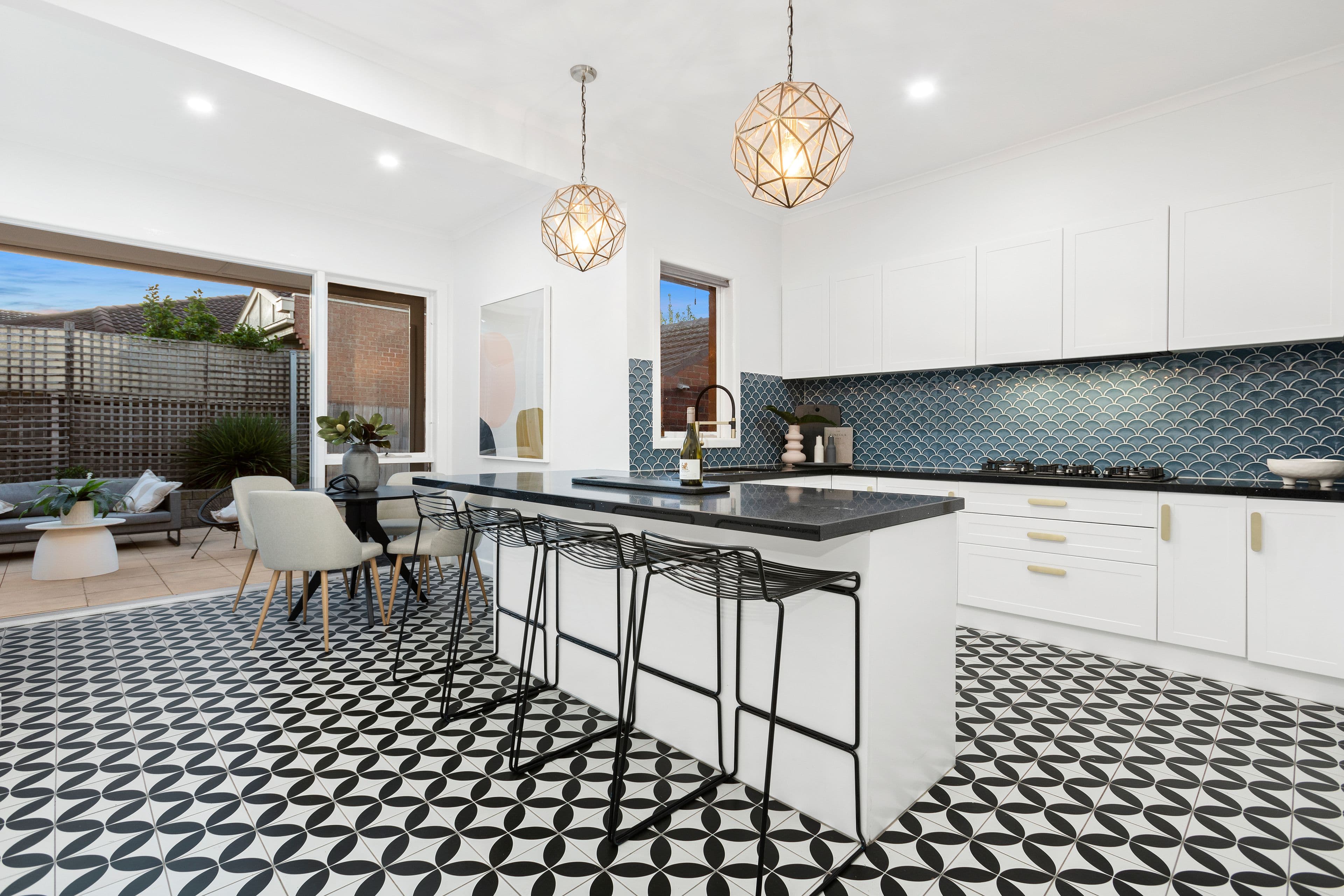 36 Churchill Avenue, Cheltenham VIC 3192, Cheltenham - Thumbnail 3