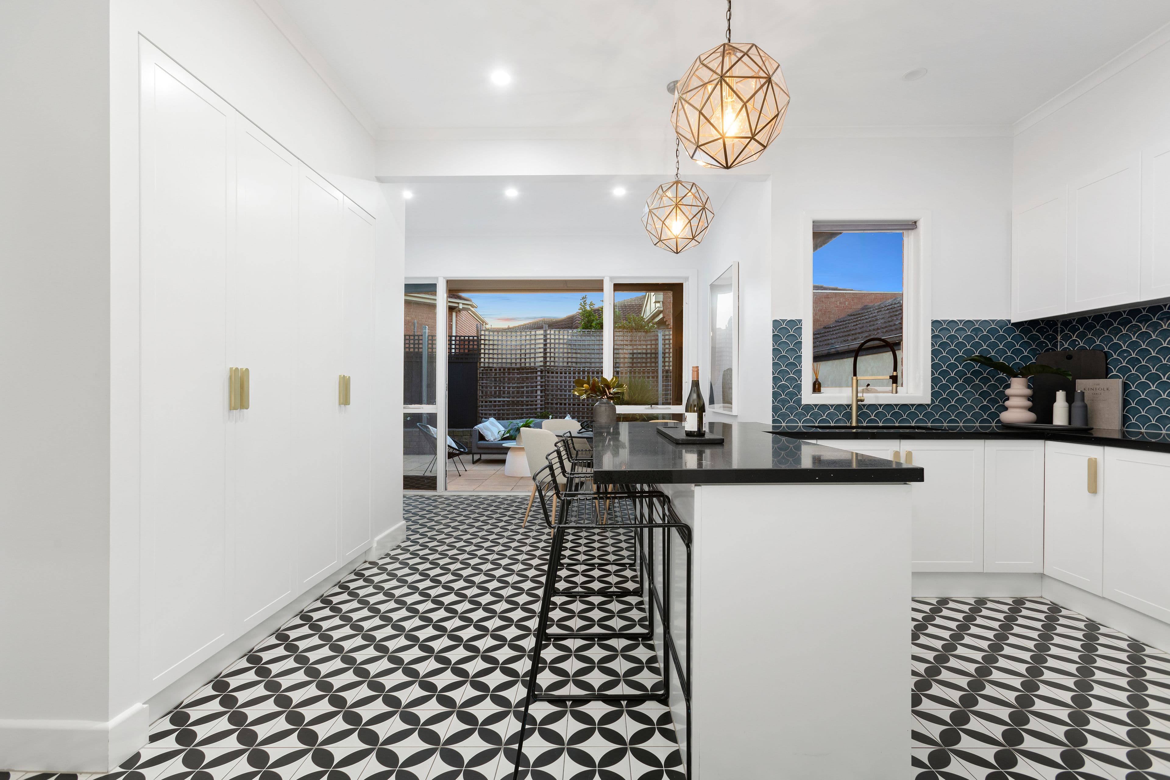 36 Churchill Avenue, Cheltenham VIC 3192, Cheltenham - Thumbnail 4