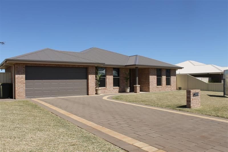 12 Cobbity Avenue, DUBBO NSW 2830, Dubbo - Image 1