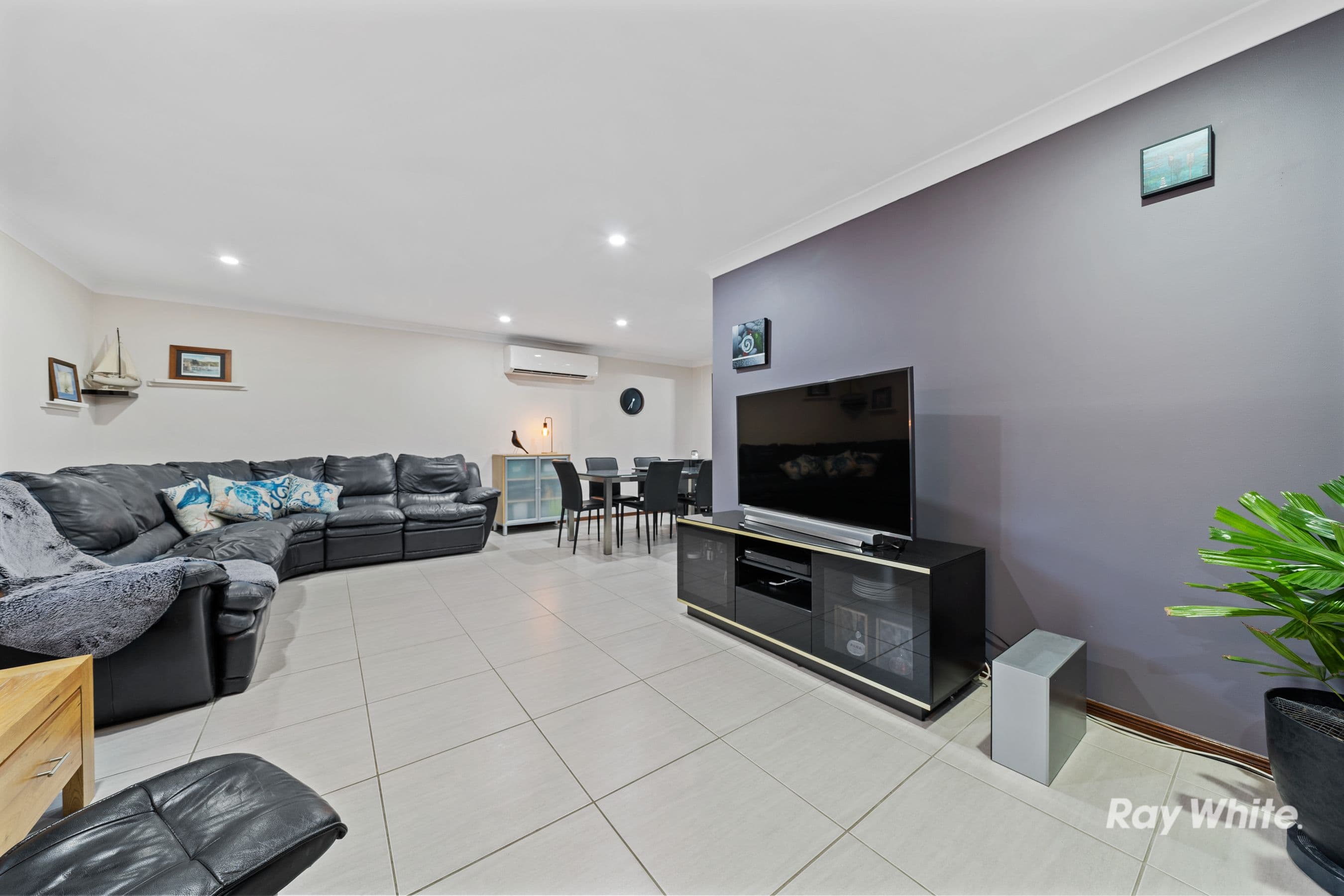 21 Highcrest Drive, Browns Plains QLD 4118, Browns Plains - Thumbnail 3