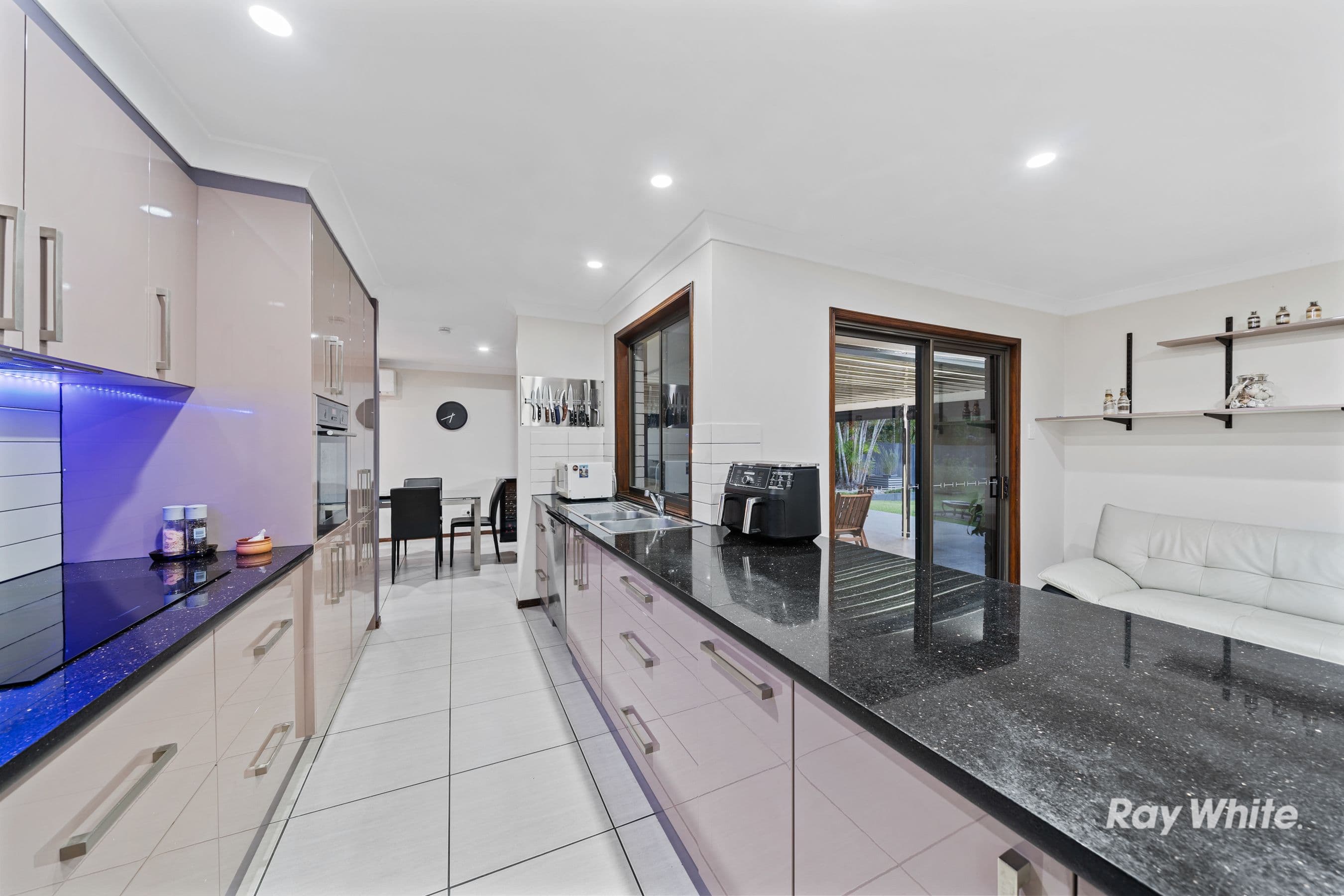 21 Highcrest Drive, Browns Plains QLD 4118, Browns Plains - Thumbnail 5