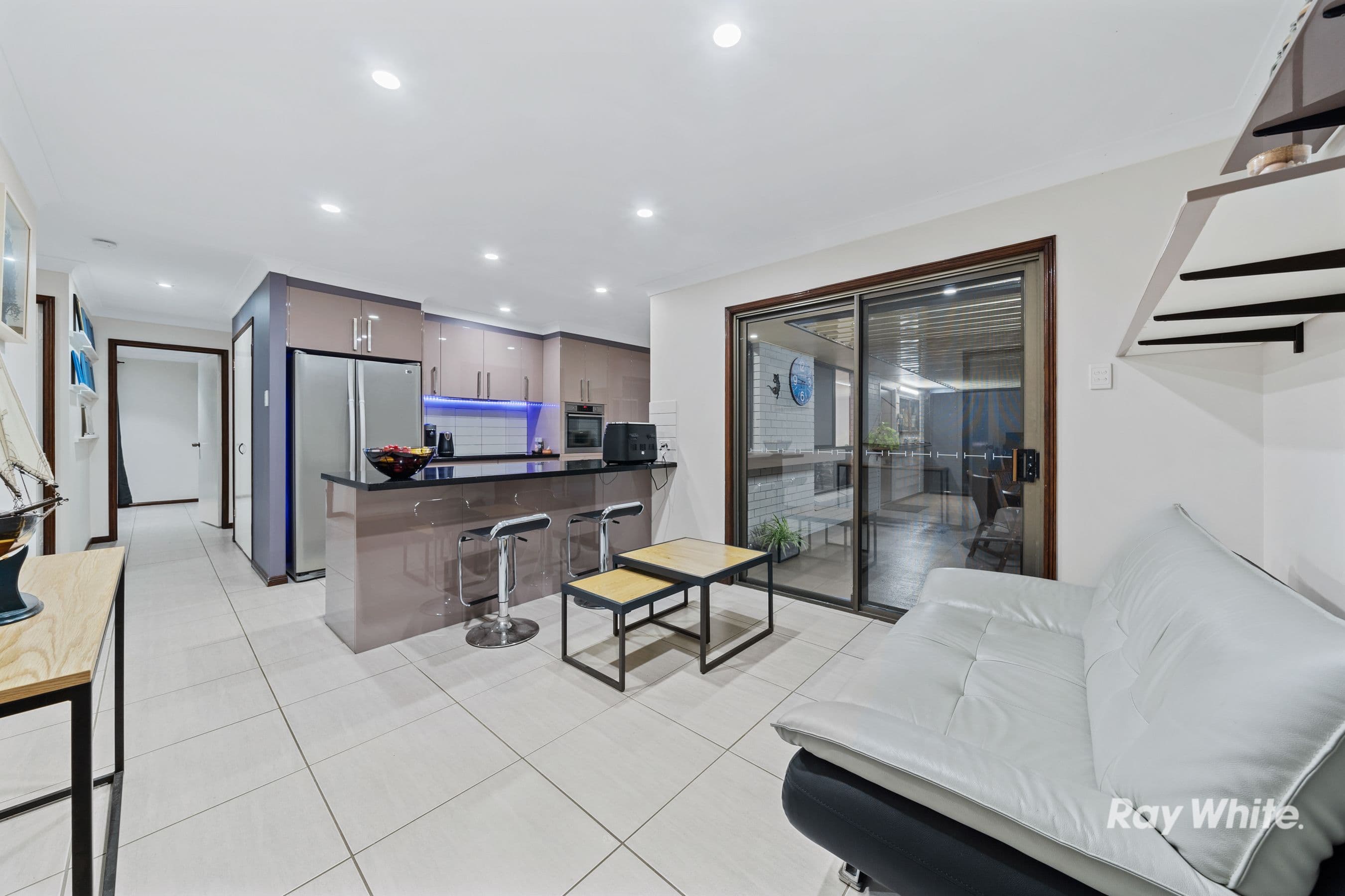 21 Highcrest Drive, Browns Plains QLD 4118, Browns Plains - Thumbnail 7