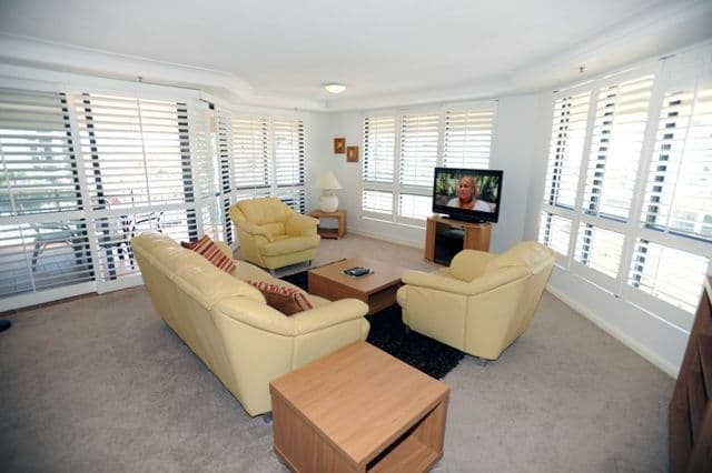 06-3 'Victoria Square', 15 Victoria Avenue, BROADBEACH QLD 4218, Broadbeach - Thumbnail 4