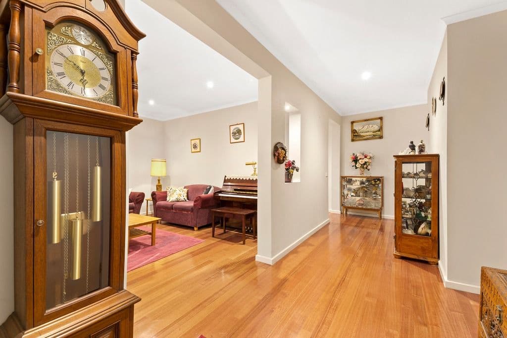 16 Loddon Street, Box Hill North VIC 3129, Box Hill North - Thumbnail 2