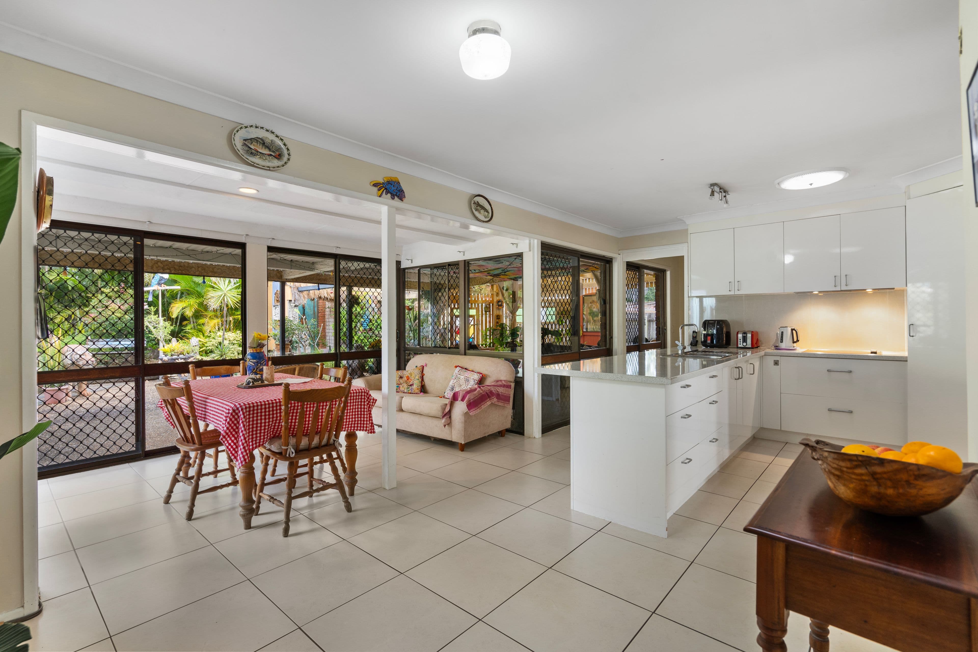 8 Luscombe Street, Runcorn QLD 4113, Runcorn - Thumbnail 4