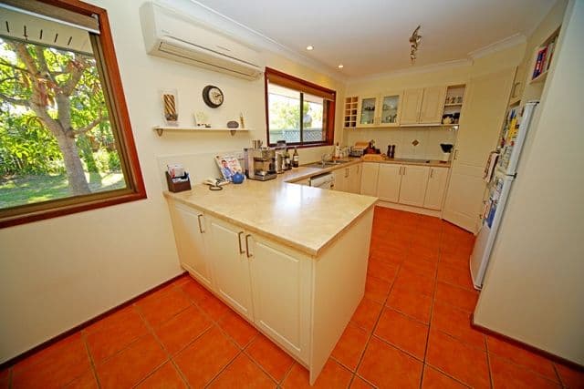 341 Rio Vista Boulevard, MERMAID WATERS QLD 4218, Mermaid Waters - Thumbnail 7