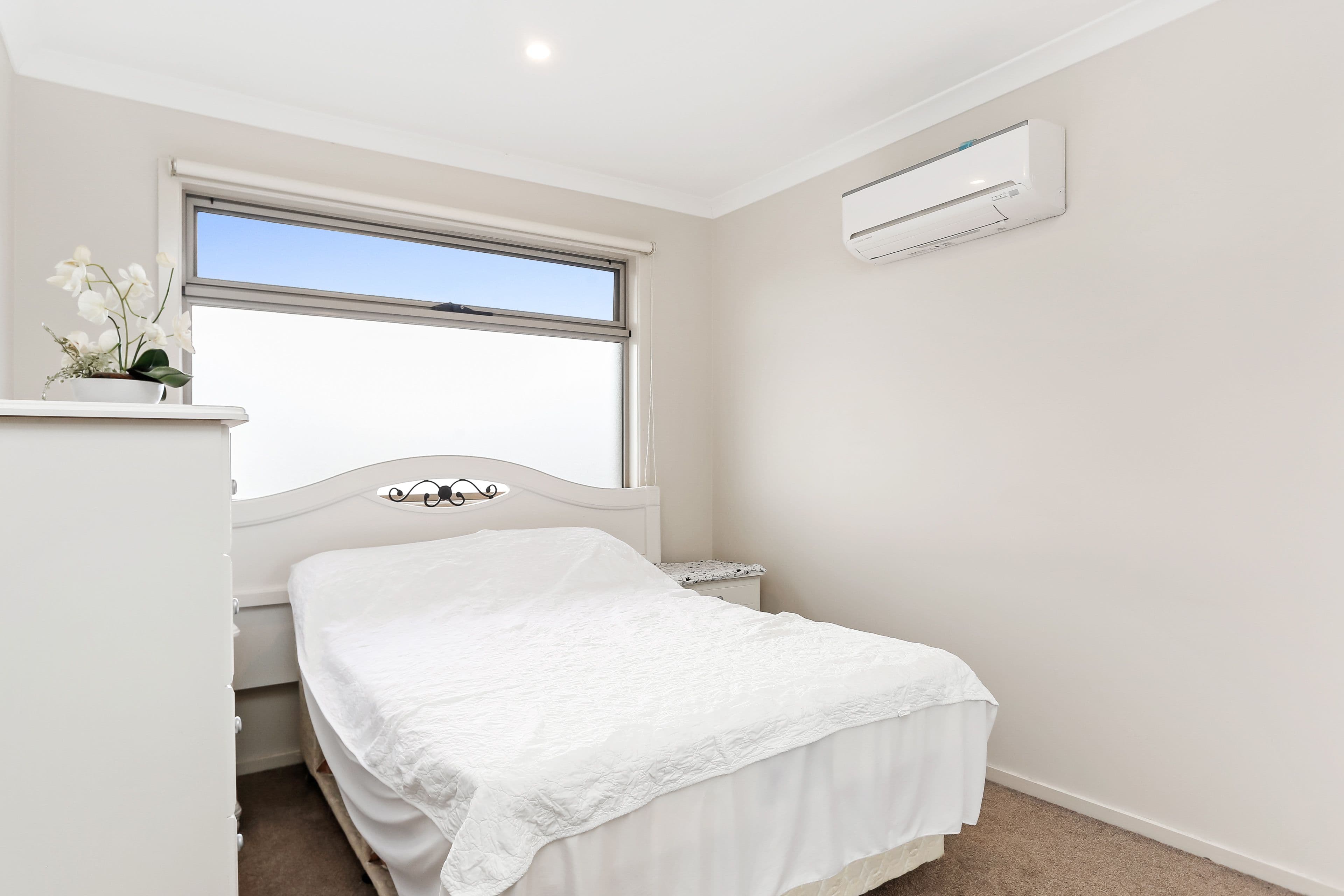 10 Erindale Avenue, Deer Park VIC 3023, Deer Park - Thumbnail 5