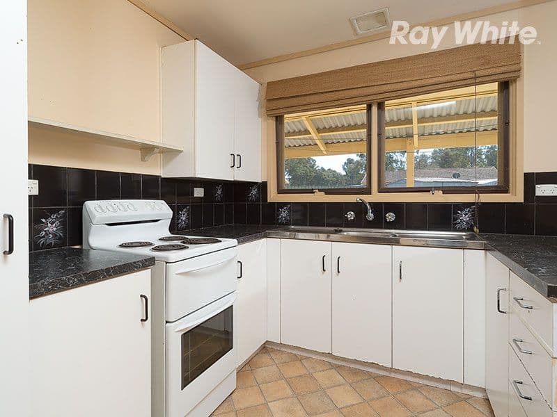 24 Garoogong Road, SPRINGDALE HEIGHTS NSW 2641, Springdale Heights - Thumbnail 2