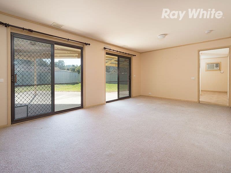 24 Garoogong Road, SPRINGDALE HEIGHTS NSW 2641, Springdale Heights - Thumbnail 4