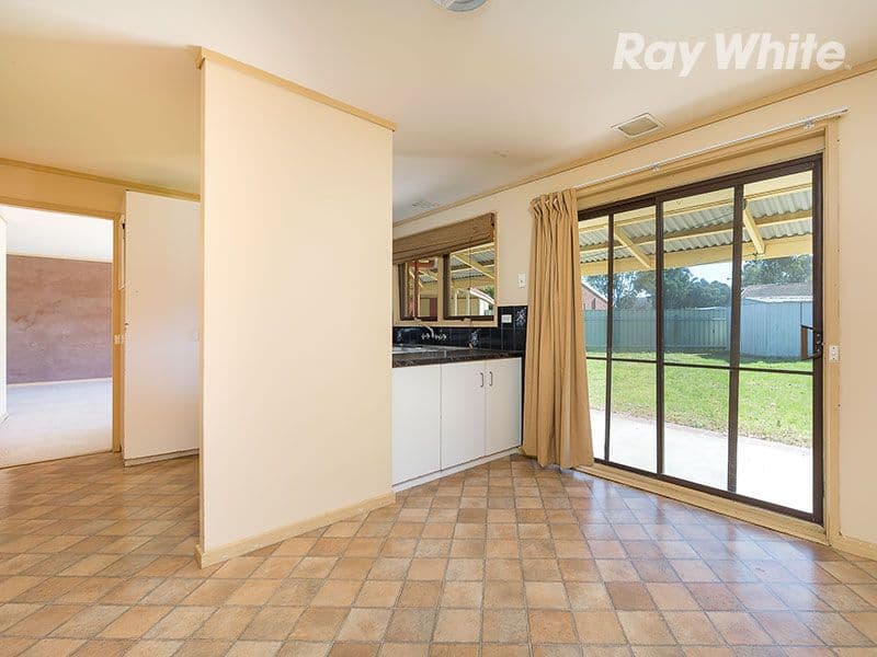 24 Garoogong Road, SPRINGDALE HEIGHTS NSW 2641, Springdale Heights - Thumbnail 6