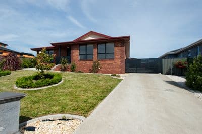 11 Lomond View Drive, PROSPECT TAS 7250, Prospect Vale - Thumbnail 2