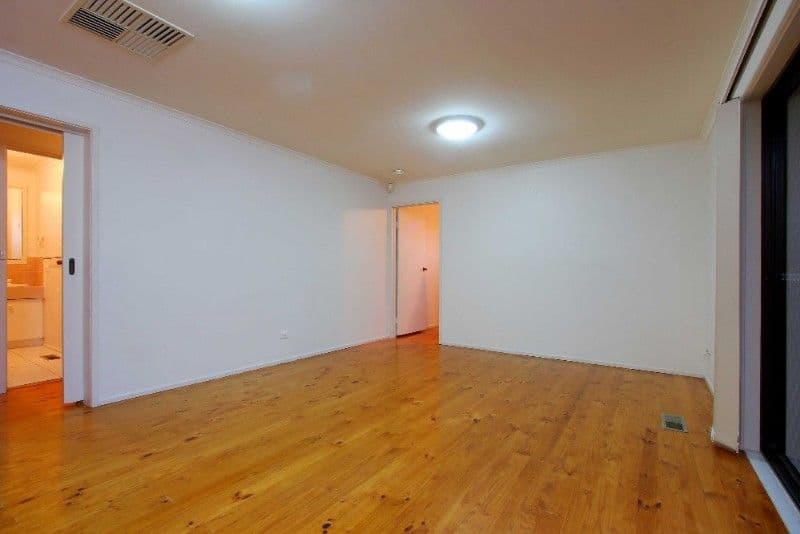 4 Perrott Court, MILL PARK VIC 3082, Mill Park - Thumbnail 7