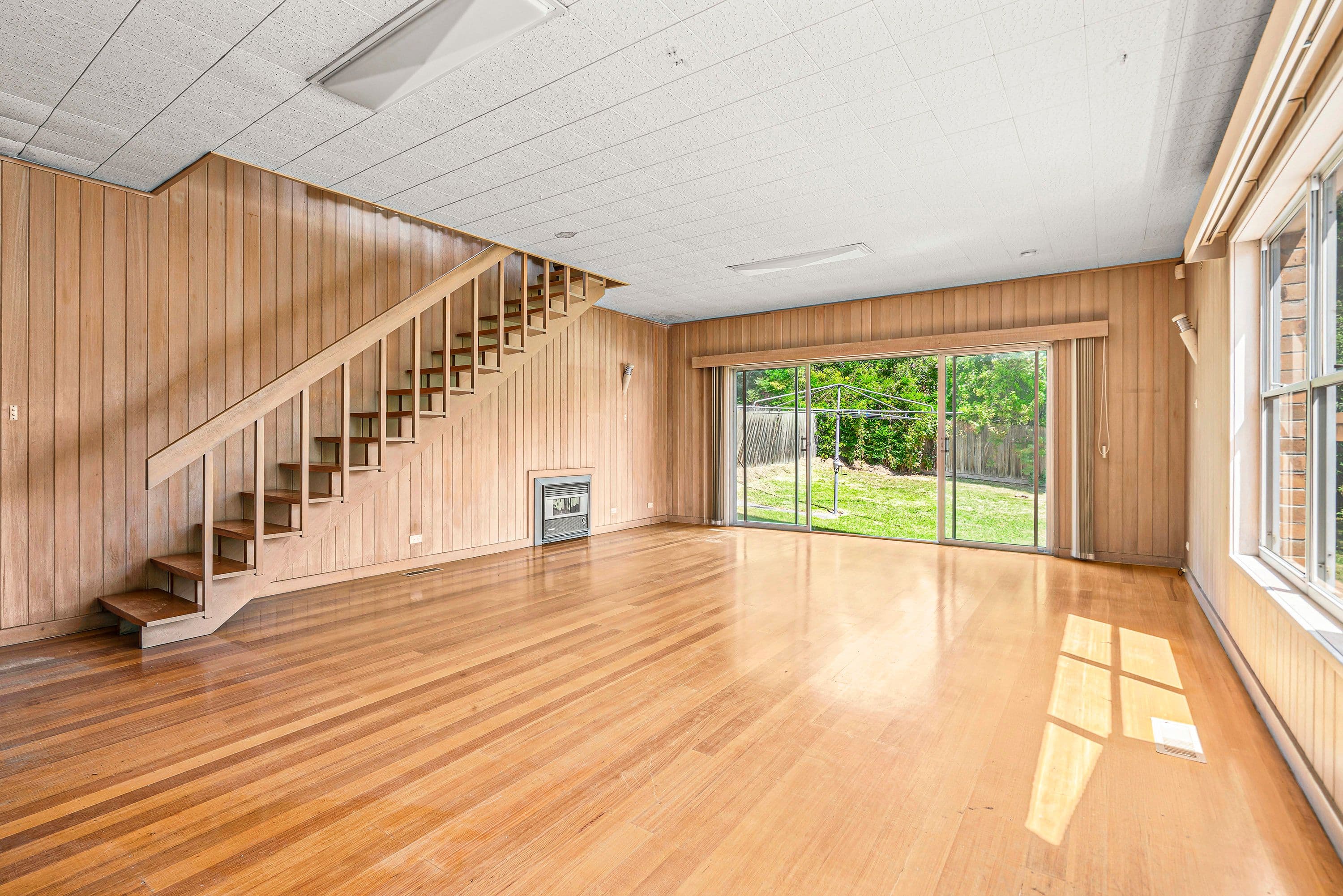 12 Sunburst Avenue, Balwyn North VIC 3104, Balwyn North - Thumbnail 2