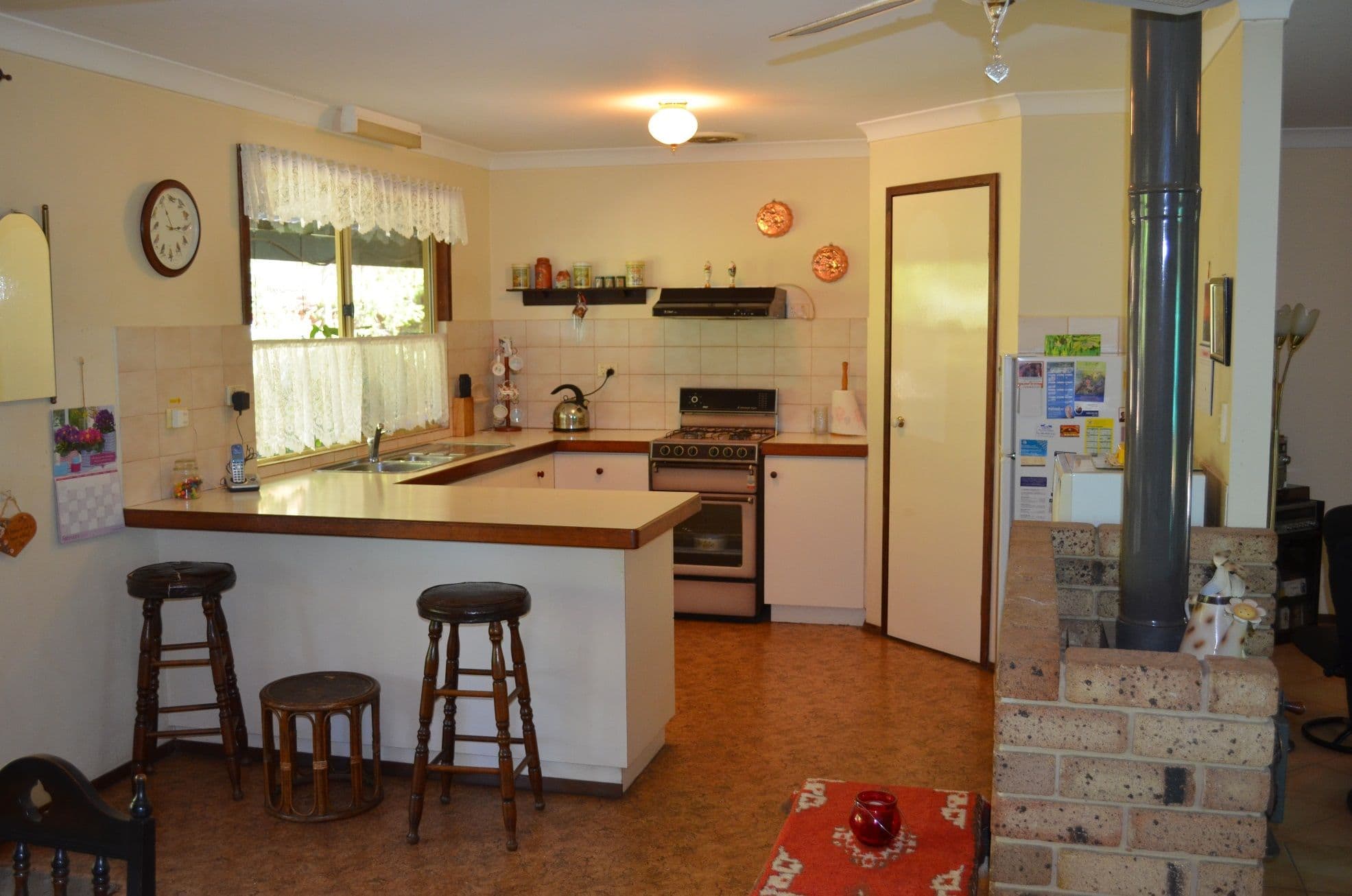 11 Harris Place, JARRAHDALE WA 6124, Jarrahdale - Thumbnail 2