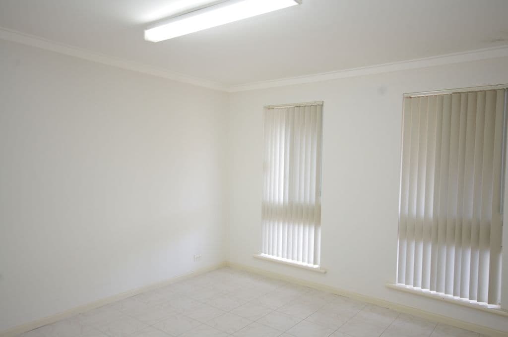 40 Burgland Drive, GIRRAWHEEN WA 6064, Girrawheen - Thumbnail 6