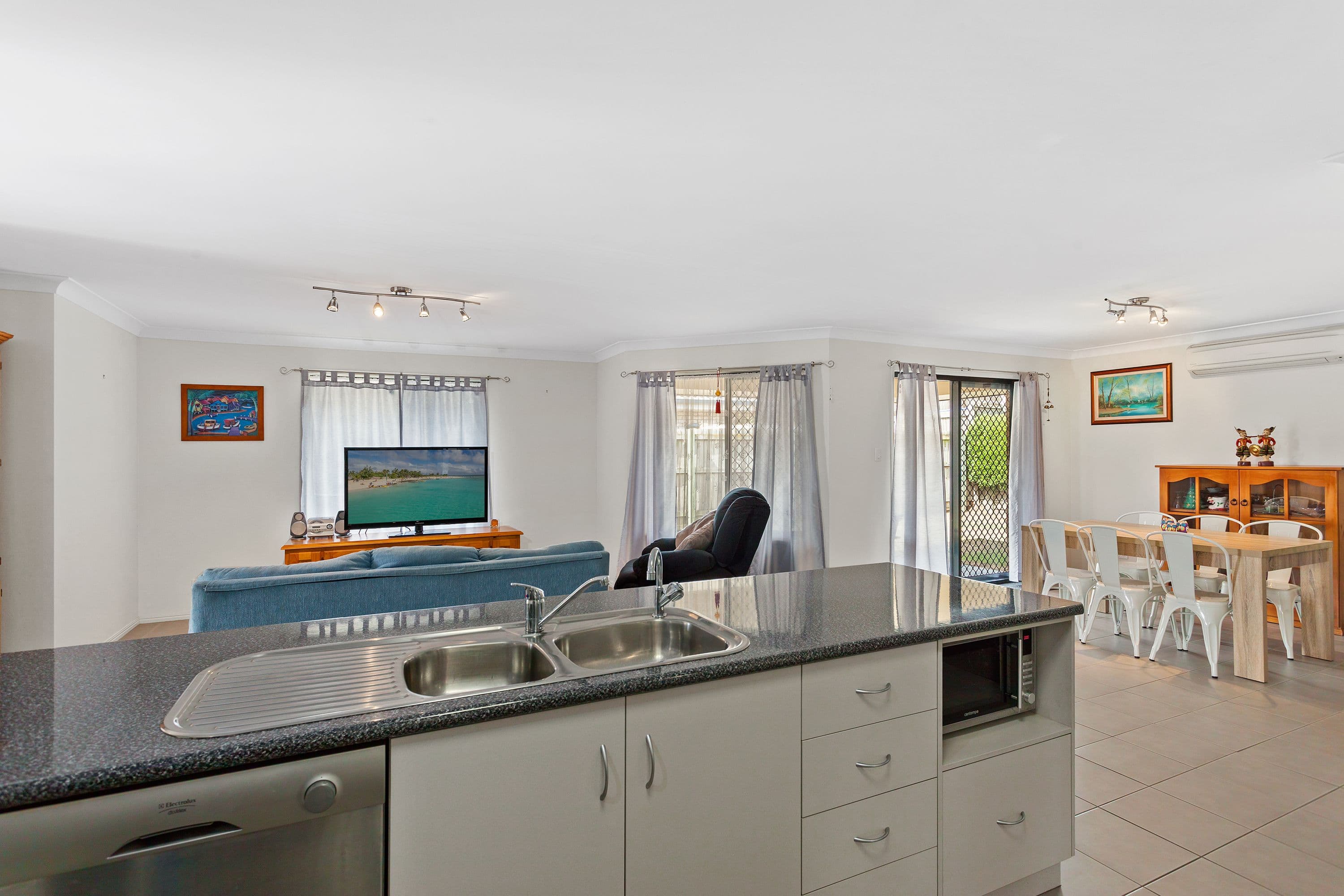 12 Bulloo Street, Glenvale QLD 4350, Glenvale - Thumbnail 4