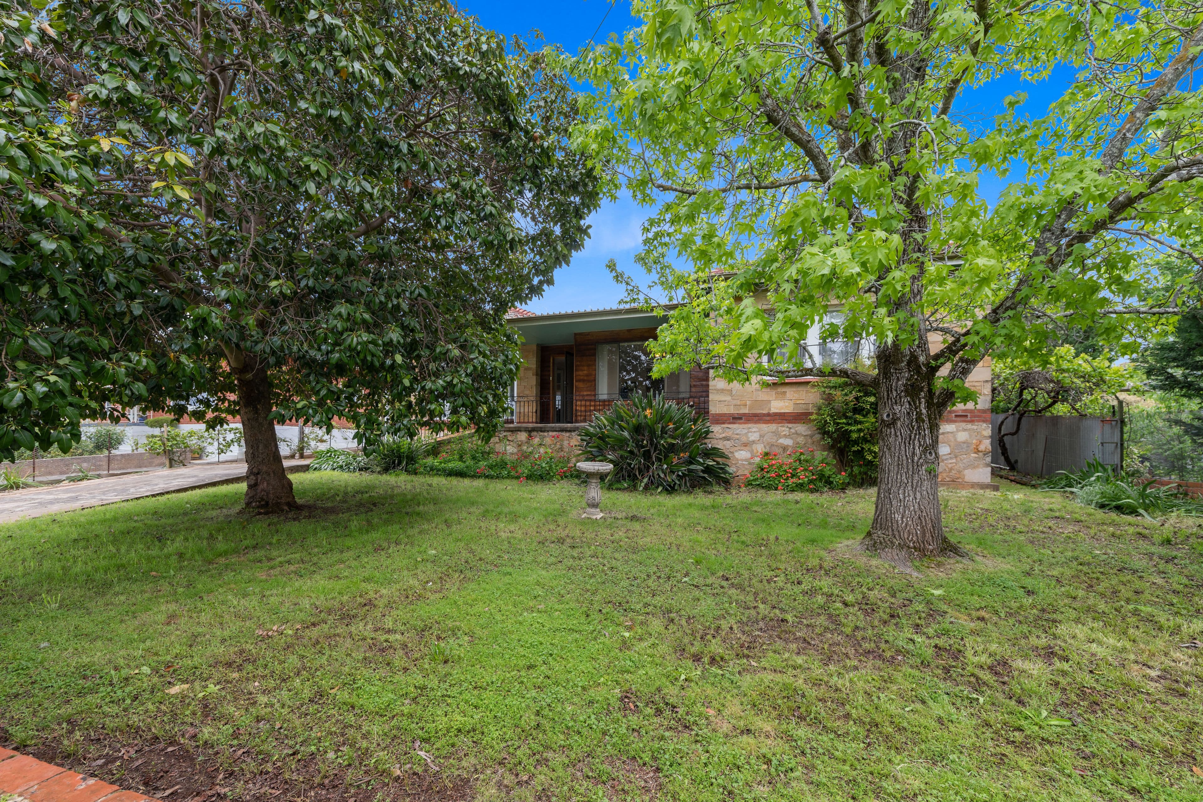40 Victoria Road, Clare SA 5453, Clare - Image 1