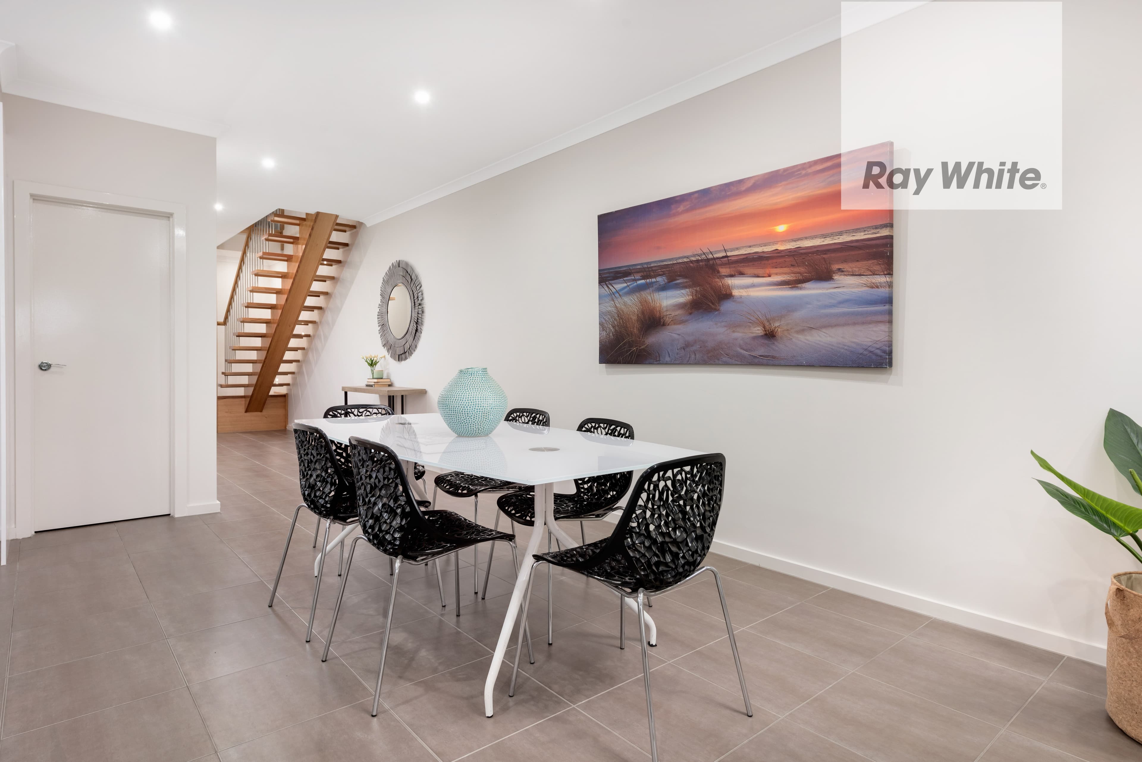 7 Farnham Crescent, Mill Park VIC 3082, Mill Park - Thumbnail 4