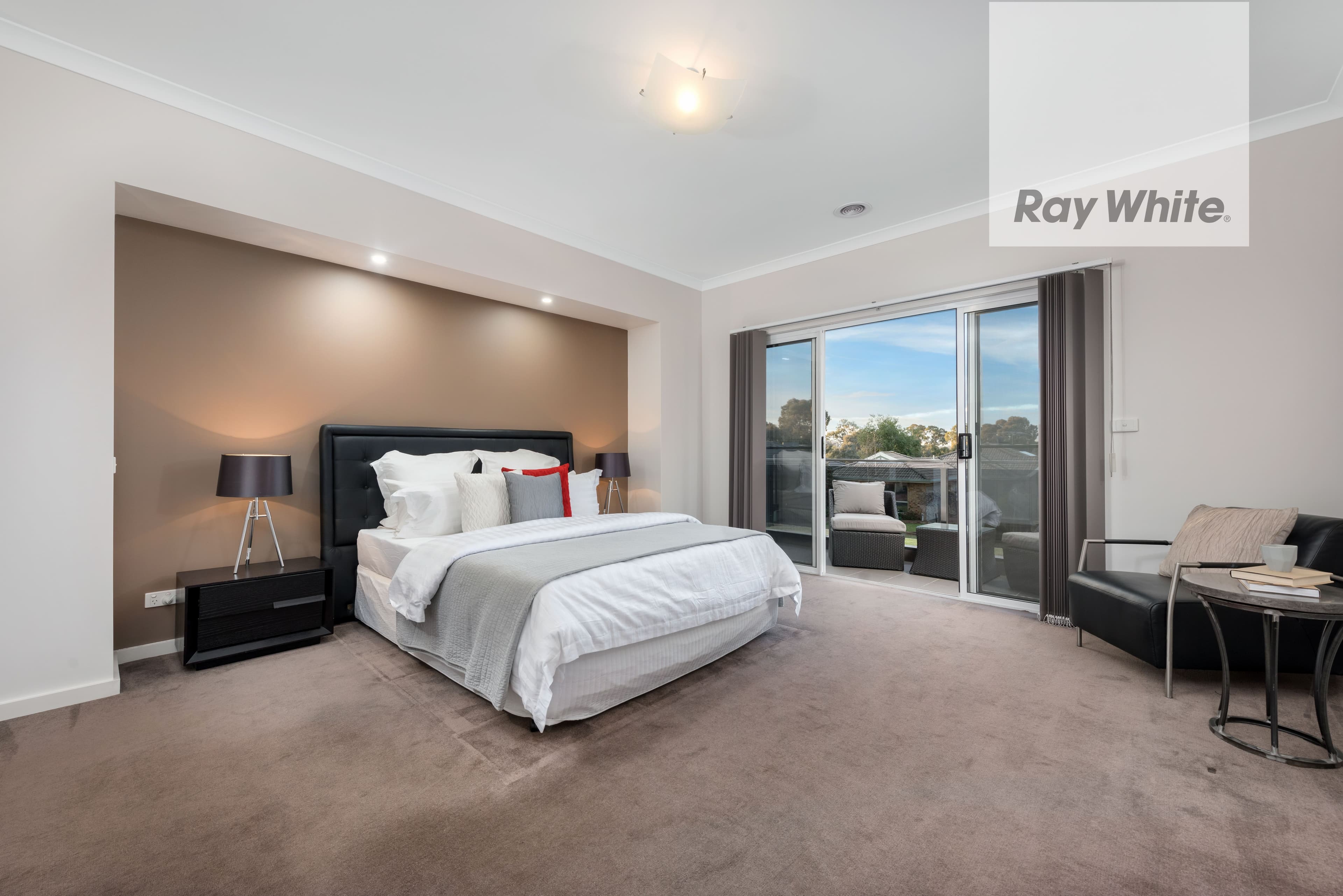 7 Farnham Crescent, Mill Park VIC 3082, Mill Park - Thumbnail 7