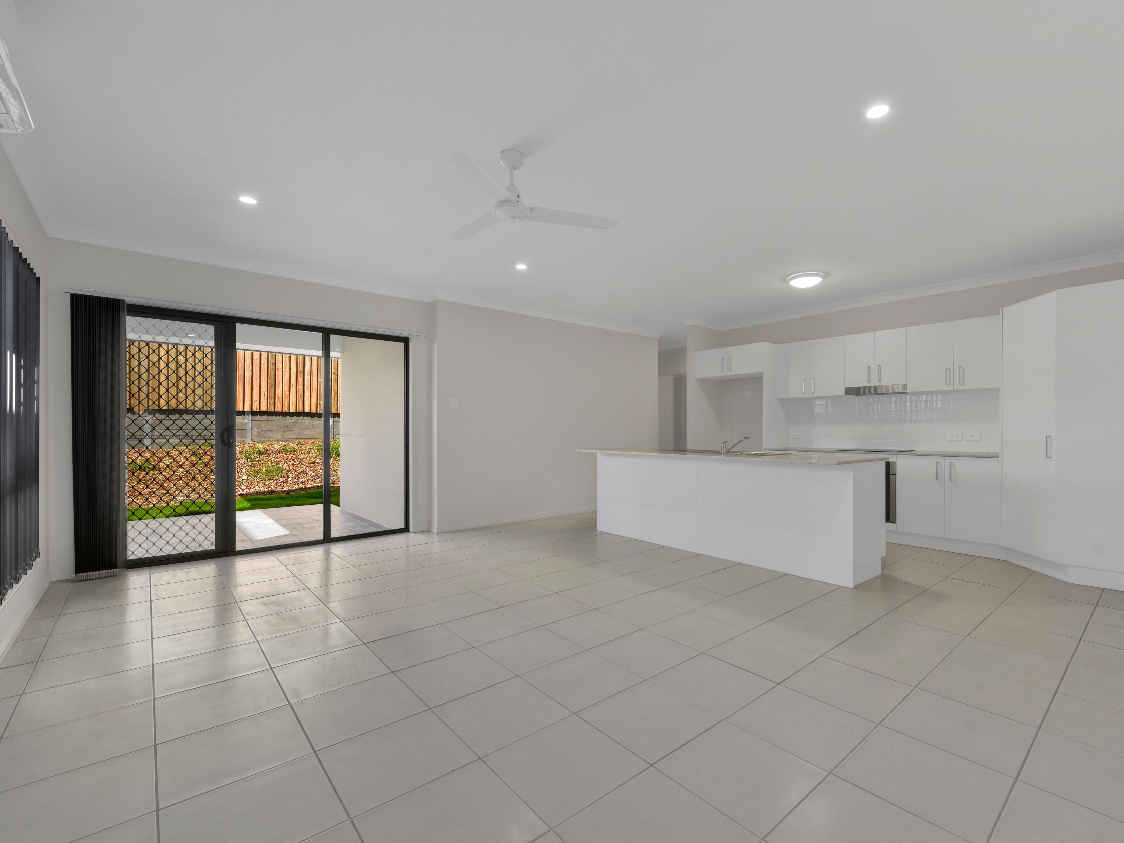 22 April Crescent, BRIDGEMAN DOWNS QLD 4035, Bridgeman Downs - Thumbnail 4