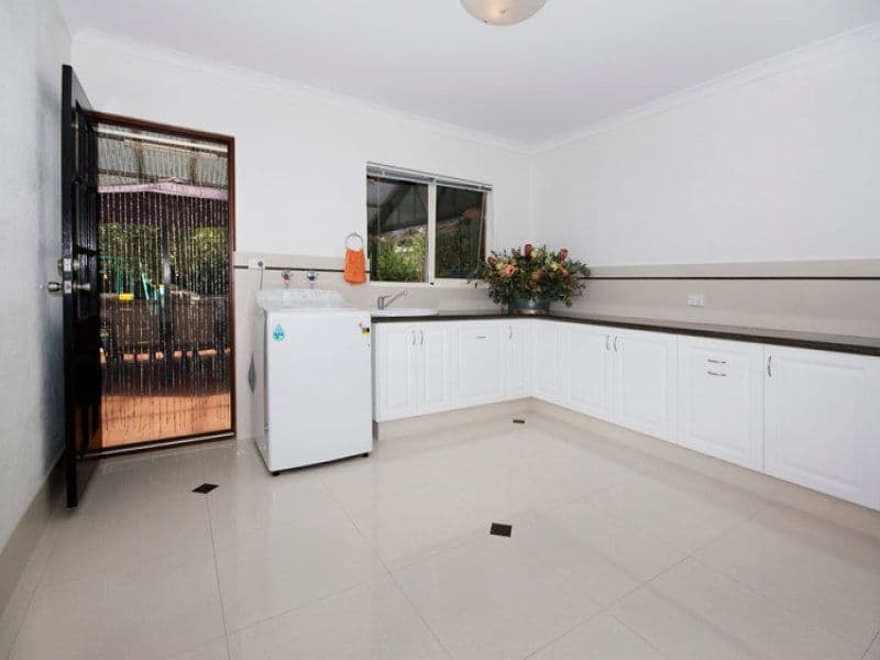 7 Brigid Close, LESMURDIE WA 6076, Lesmurdie - Thumbnail 8