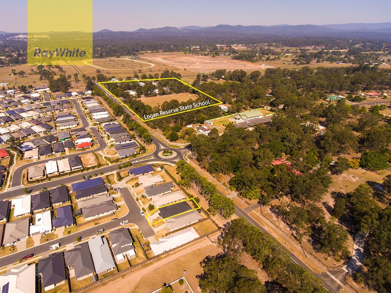 29 Sunstone Court, LOGAN RESERVE QLD 4133, Logan Reserve - Thumbnail 4